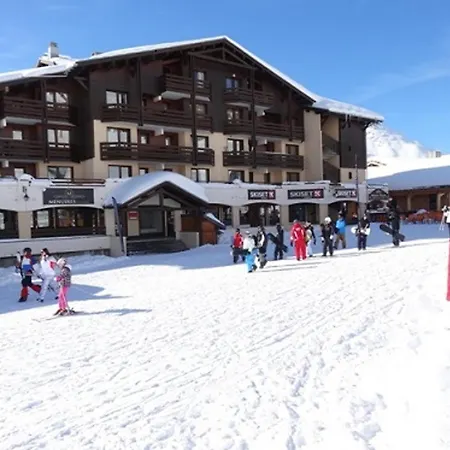 Agreable 2p 5 Pers Au Pied Des Pistes, Les Menuires Apartment *